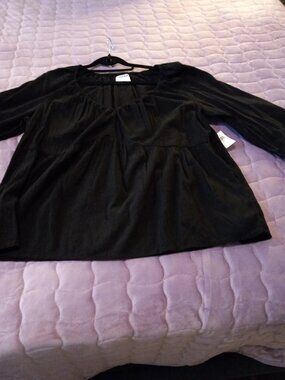 OLD NAVY V-NECK Peasant top in Black